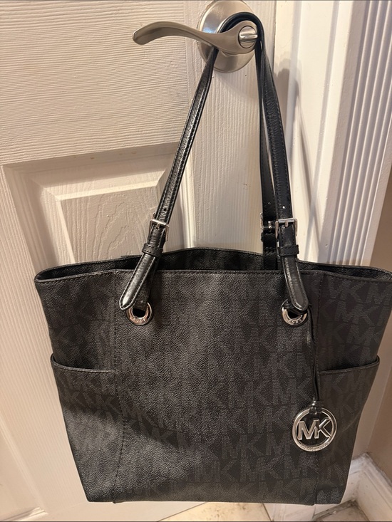 MICHAEL Michael Kors Handbags - Michael Kors Jet Set Large Pocket Tote Bag Black Monogram